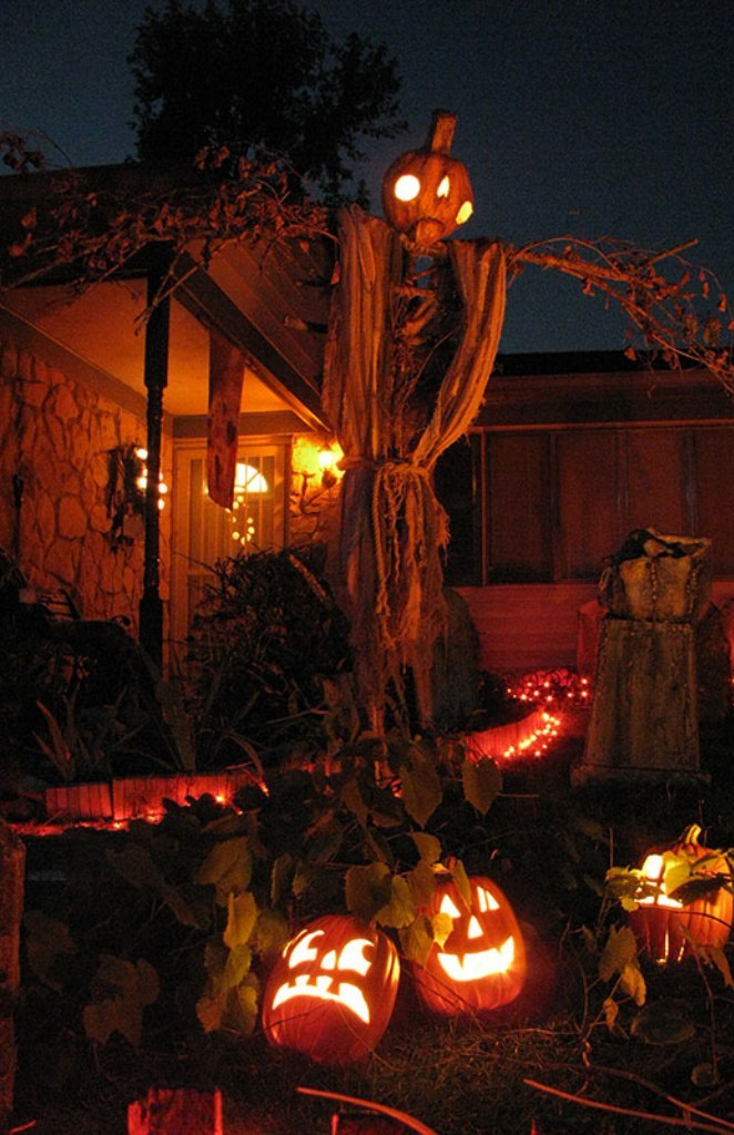 diy-halloween-yard-decorations